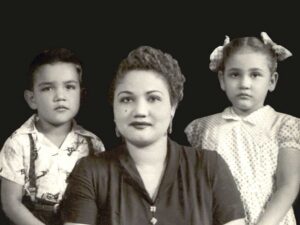 Fernando, Socorro & Lydia 1954